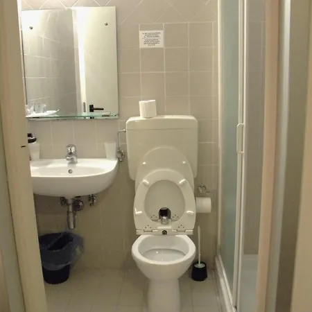 Wuhostel