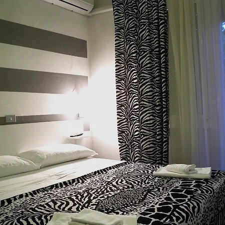 Wuhostel Hotel